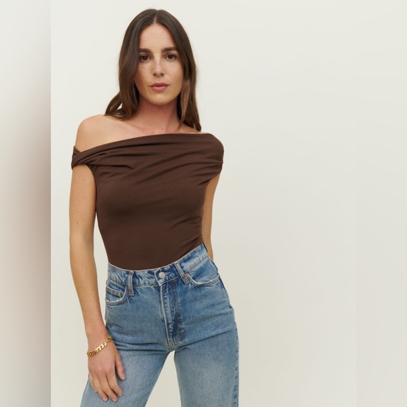 Reformation Tops - NWT Reformation Cello Knit Top in Chestnut